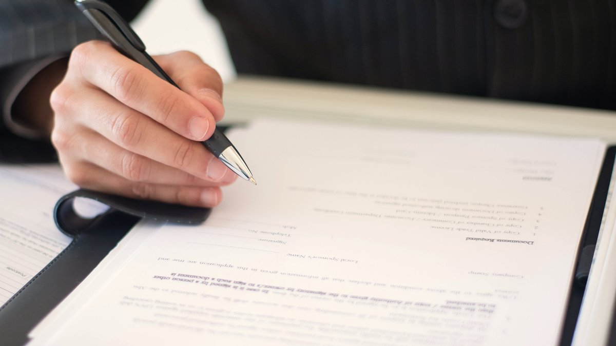 Should you refinance? Cashbacks, break-even and the catch